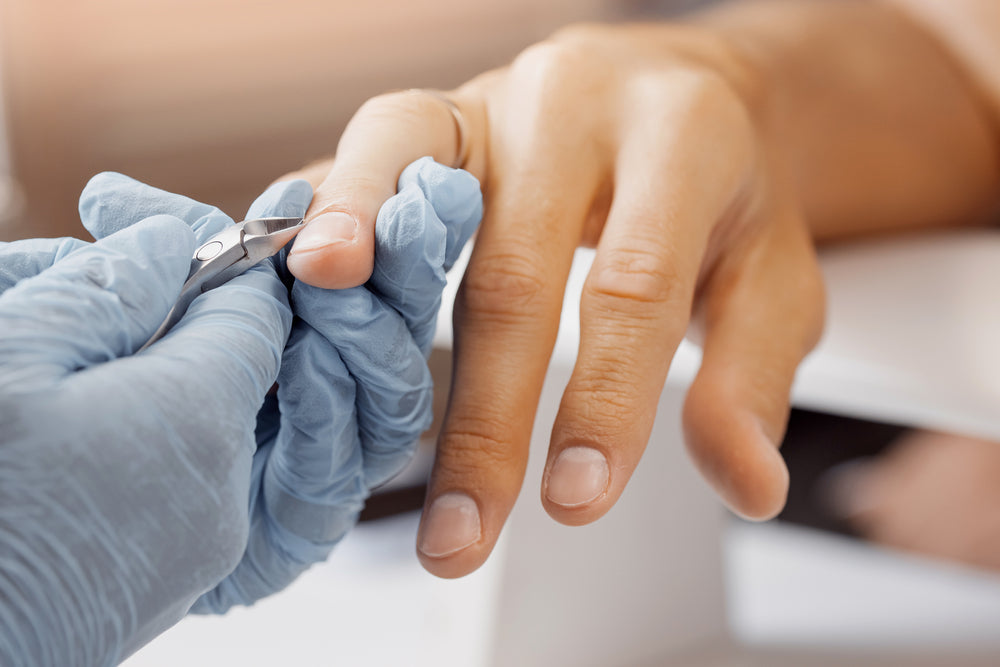 MANICURE SERVICE